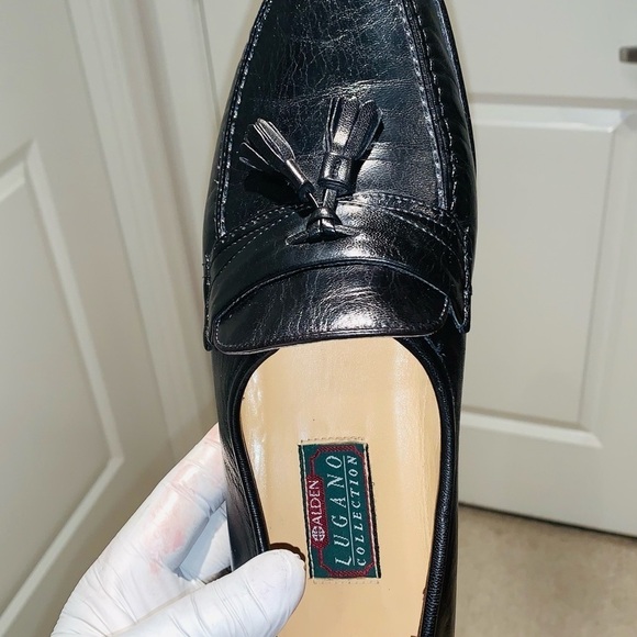 Alden Lugano Tassel Collection Loafer. - Picture 9 of 13